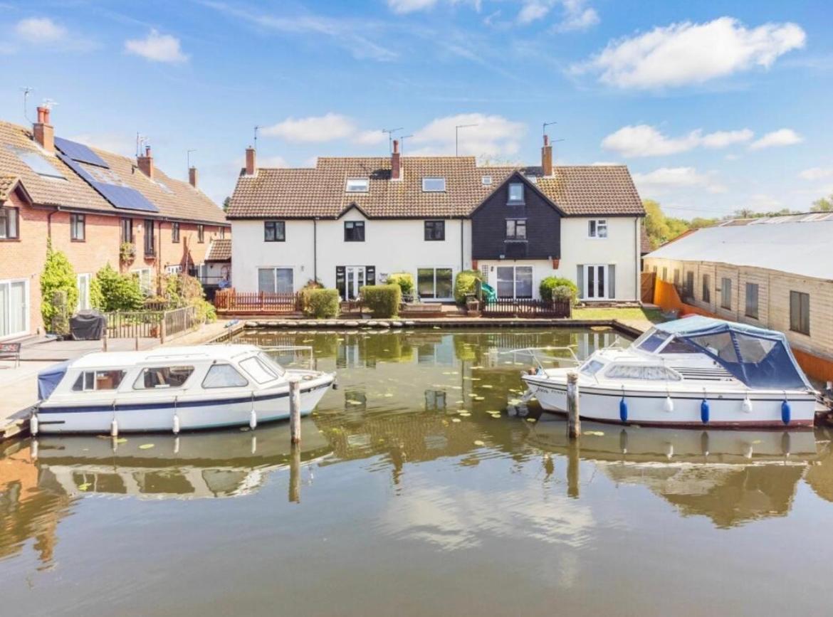 Cottage On The Quay Wroxham Eksteriør billede